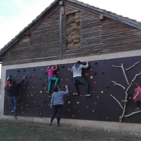 Lucias, Experiencias De Ecoturismo Venkovský dům Navatrasierra