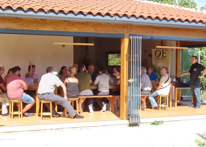 Lucias, Experiencias De Ecoturismo * Navatrasierra